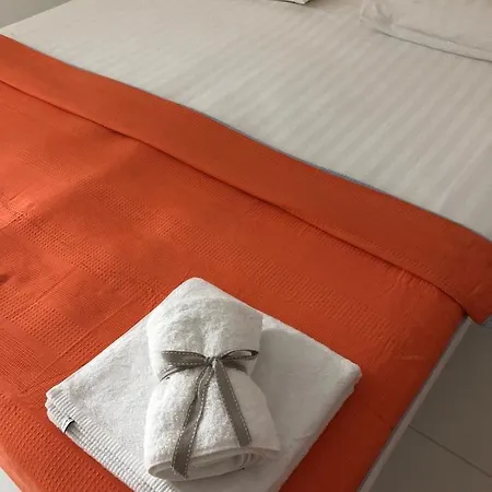 White Bed & Breakfast